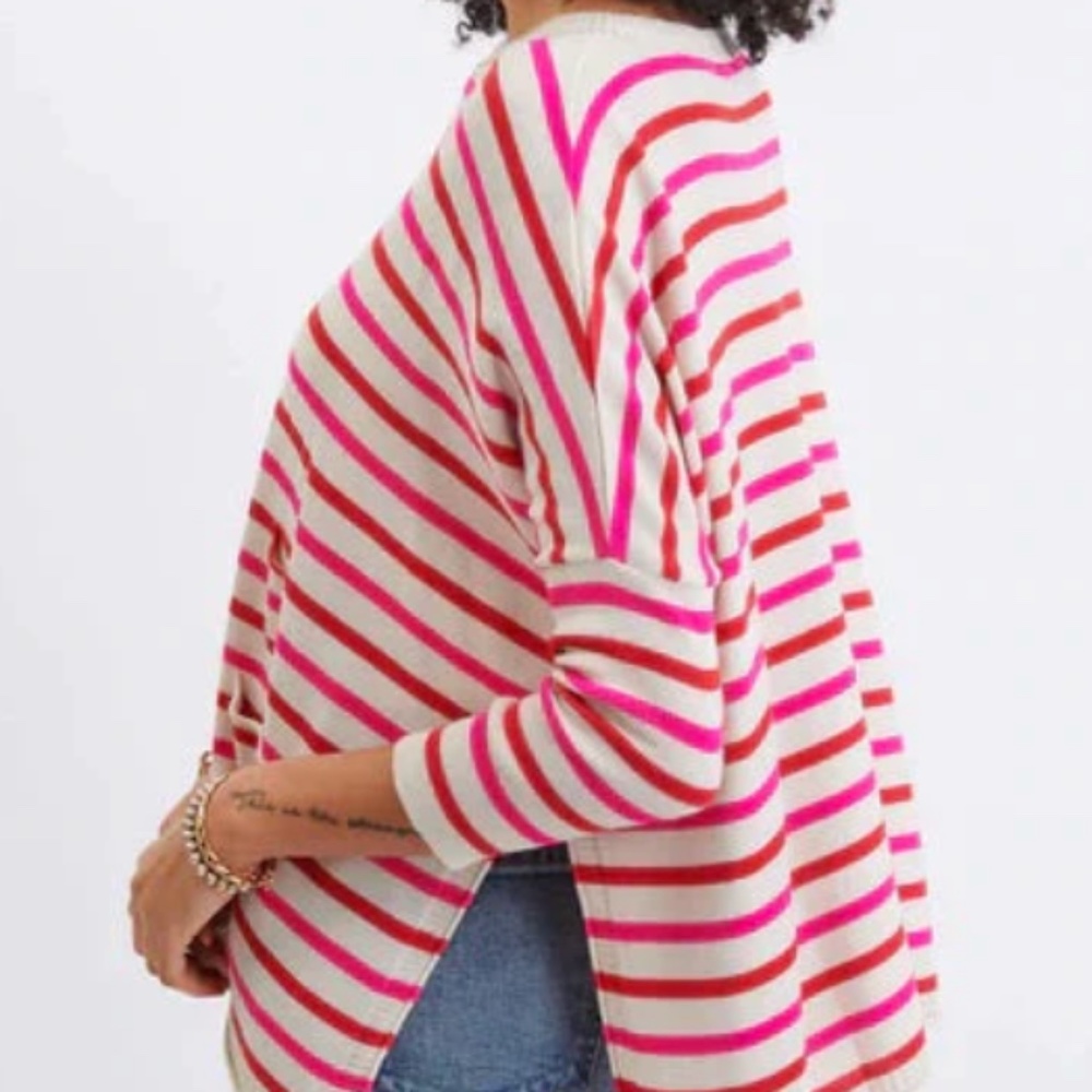 MER SEA SEASONAL VALENTINES SWEATER